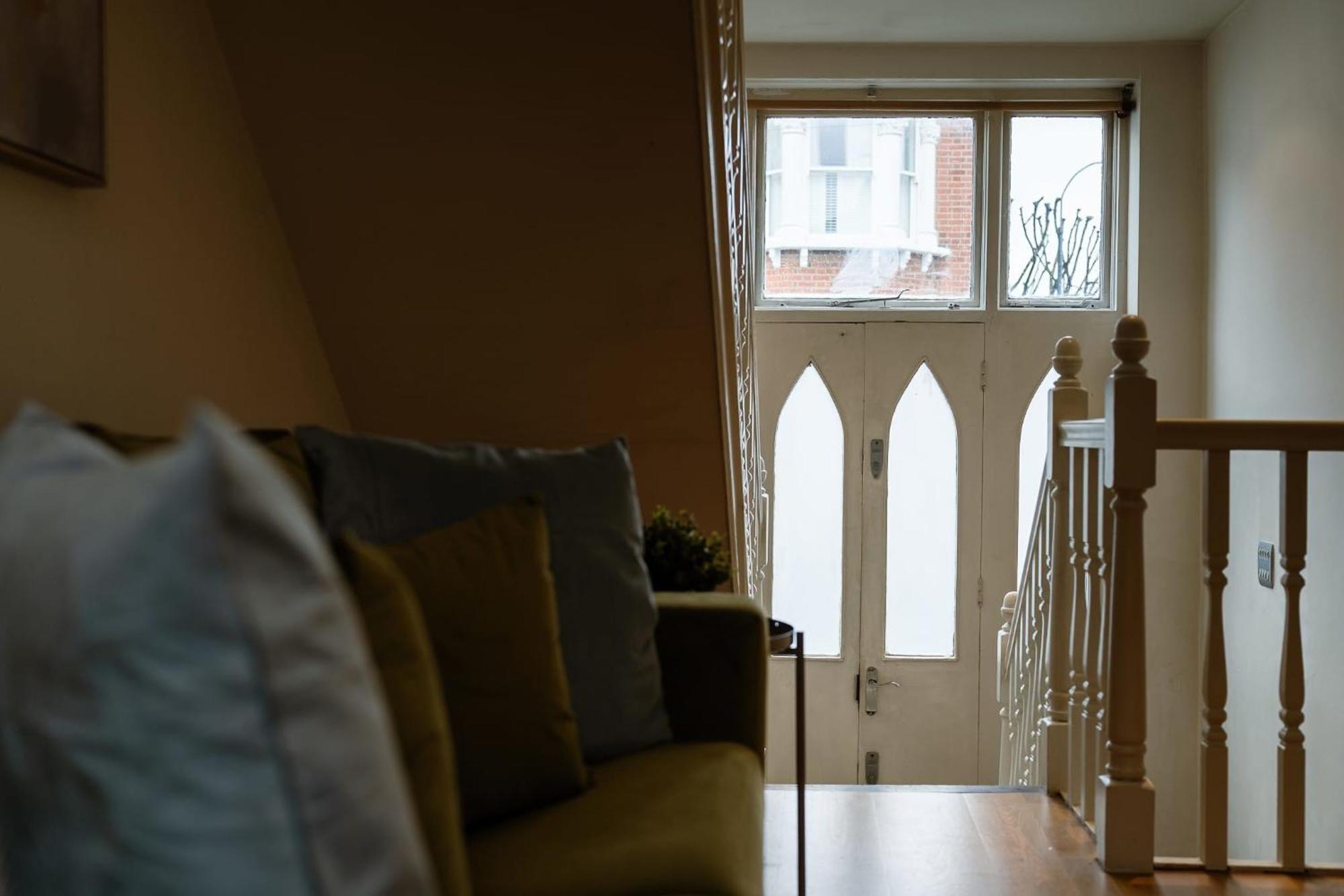 Apartamento 1 Bed Chelsea House With Private Terrace Londres